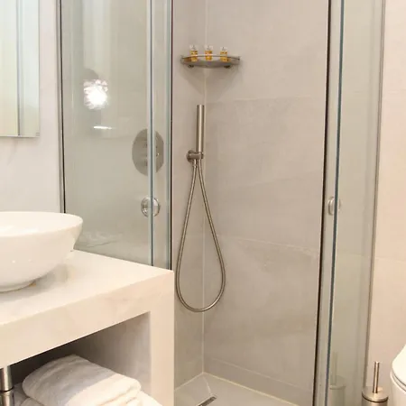 Metropolis Luxury Living * אתונה