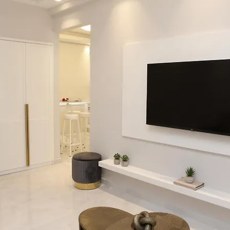 Metropolis Luxury Living * אתונה